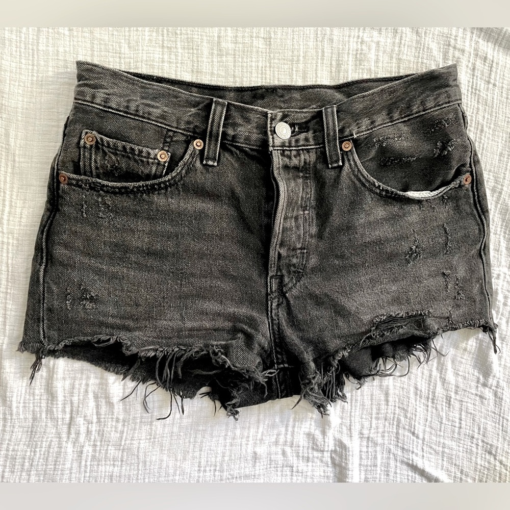 Levi’s Vintage Distressed Denim Shorts - Black - Size 26